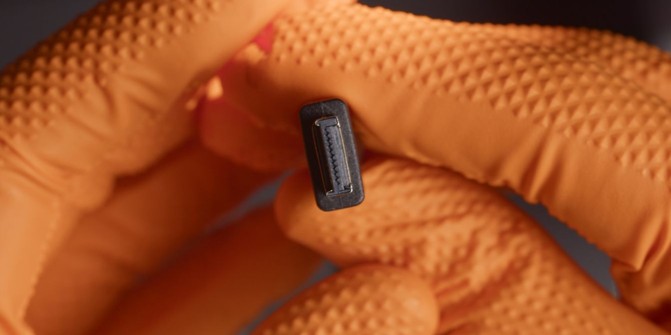 USB Type E keying